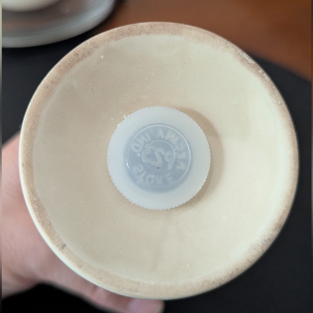 Vintage Strawberry Design Sugar Shaker Ceramic - Picture 6 of 8